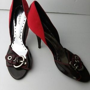 New BCBG 3 1/2 inch  pumps